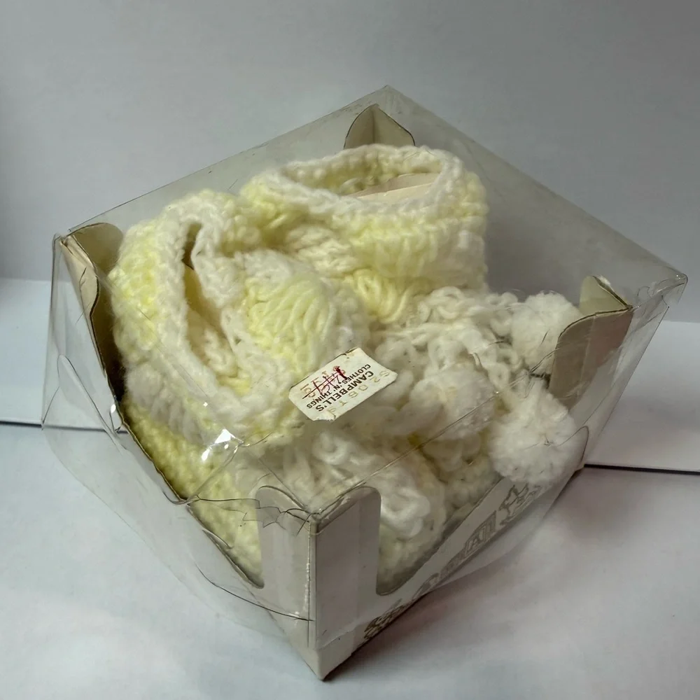 Vintage Baby Booties Yellow Crochet Campbell’s Clothes N Things NEW NOS